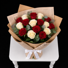 Load image into Gallery viewer, Midnight Love Bouquet 💐