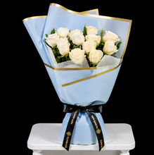 Load image into Gallery viewer, Noir Romance Bouquet