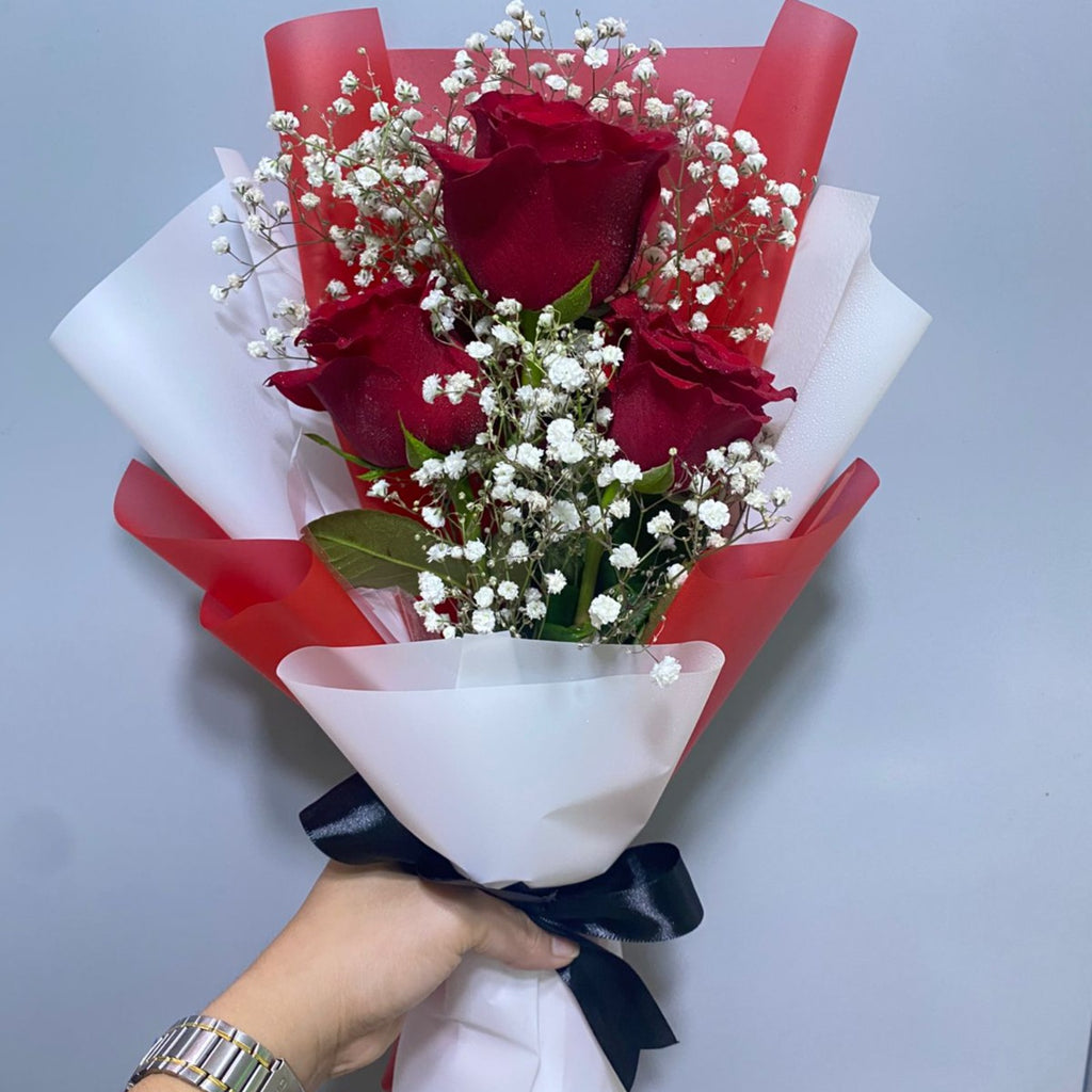 Charming 3 Red Roses & Gypsophila Bouquet | Valentine’s Day Flowers Dubai